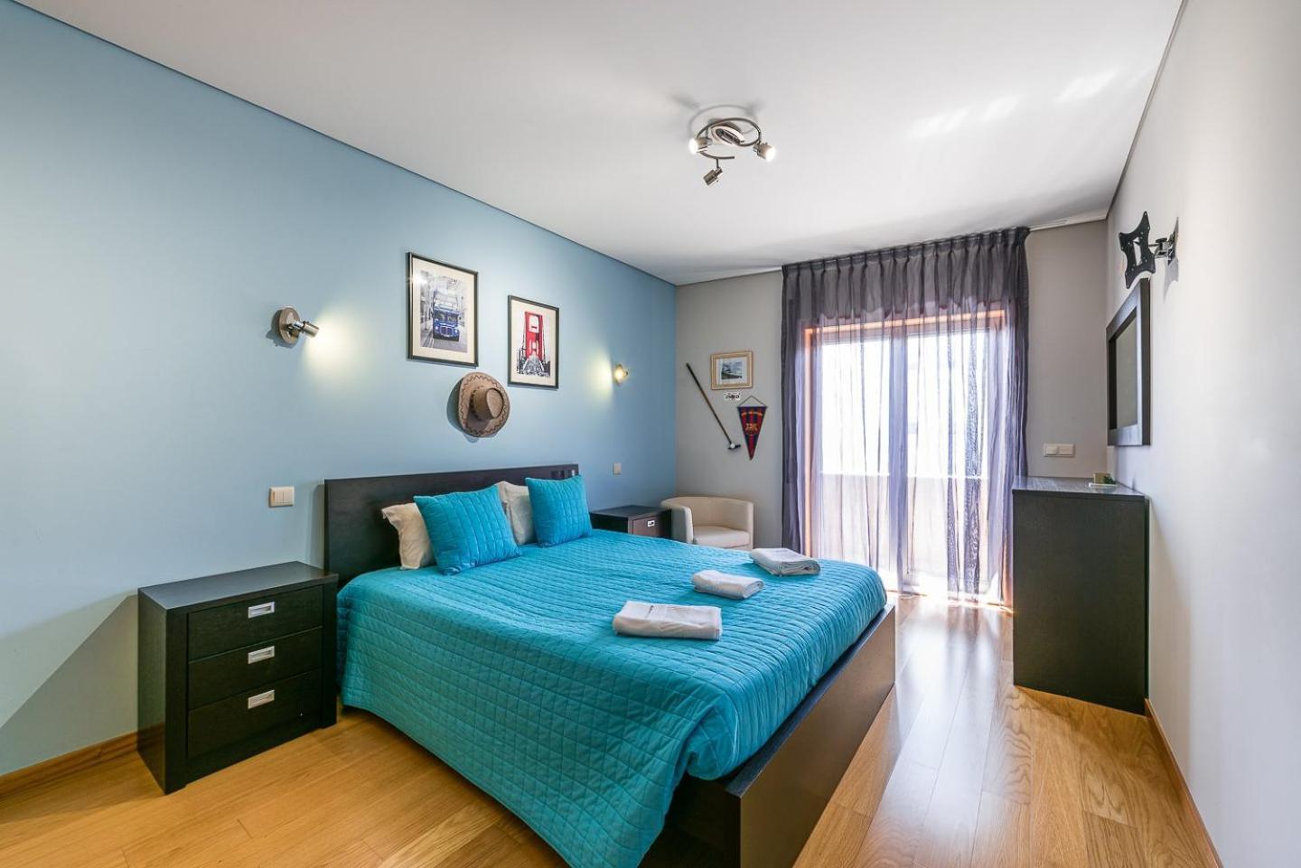 Guestready - Luxe Living By The Pool Apartment โปโว เดอ วาร์ซิม ภายนอก รูปภาพ