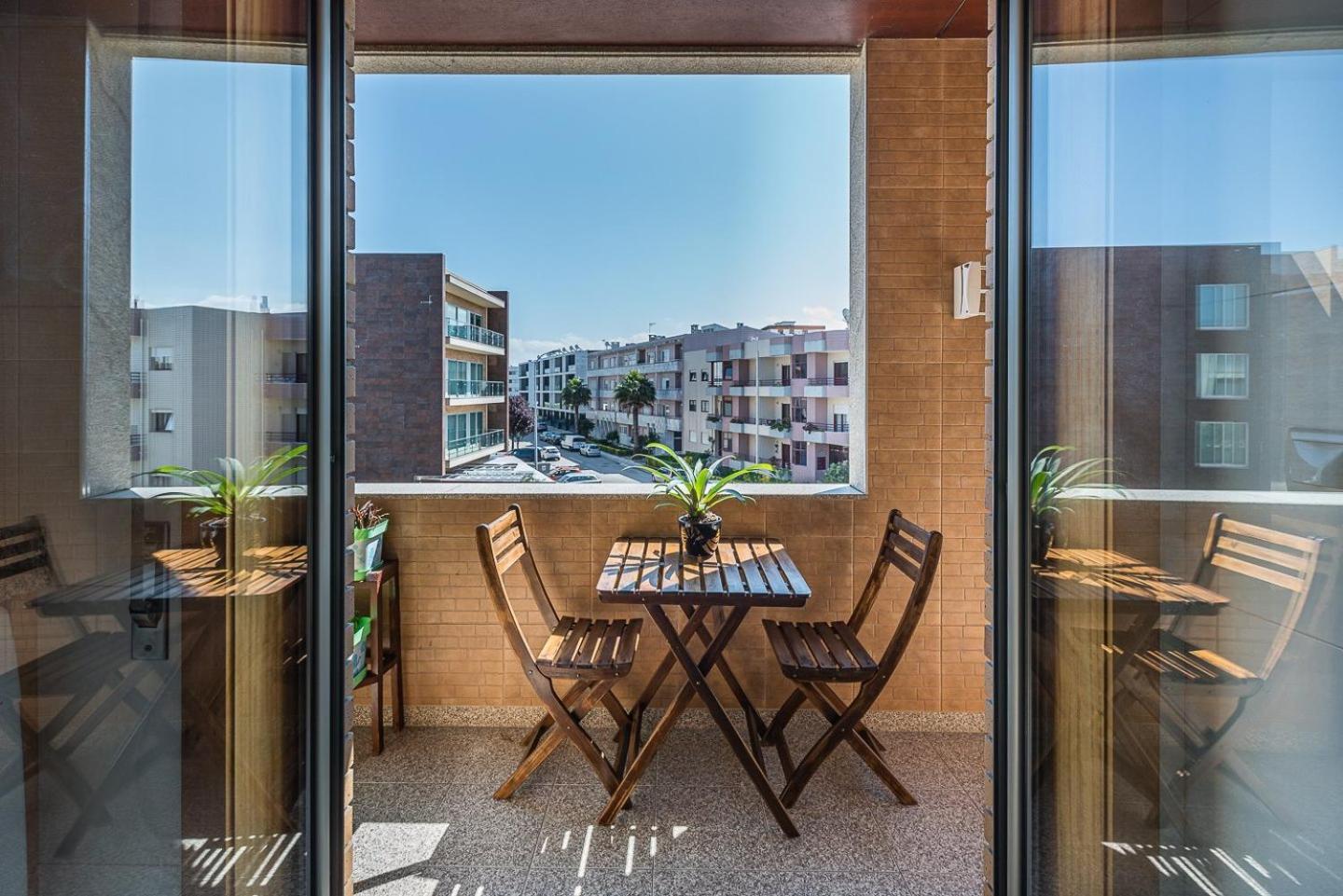 Guestready - Luxe Living By The Pool Apartment โปโว เดอ วาร์ซิม ภายนอก รูปภาพ