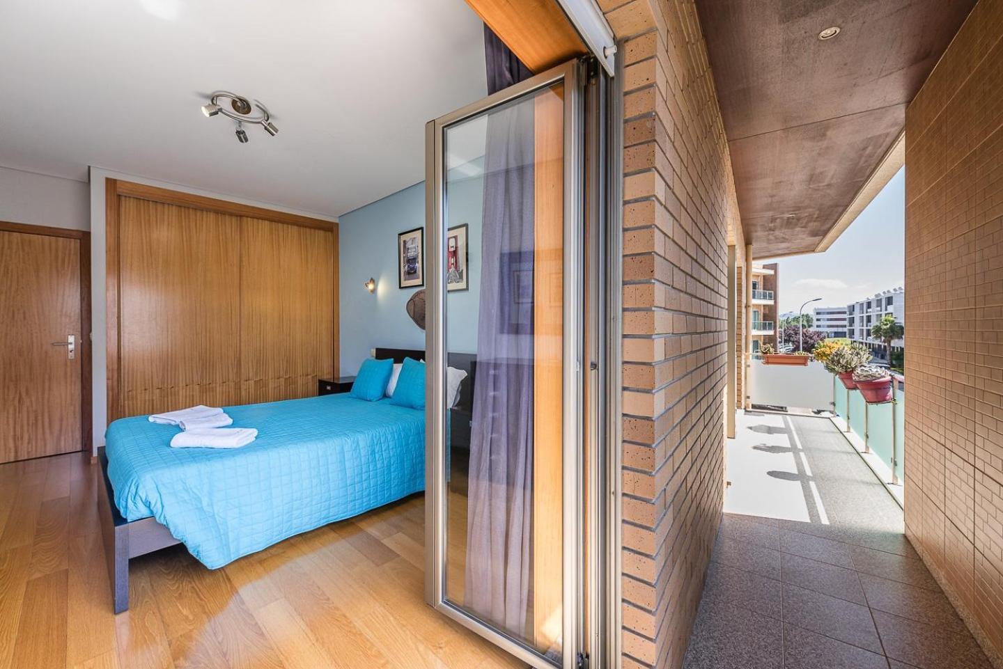 Guestready - Luxe Living By The Pool Apartment โปโว เดอ วาร์ซิม ภายนอก รูปภาพ